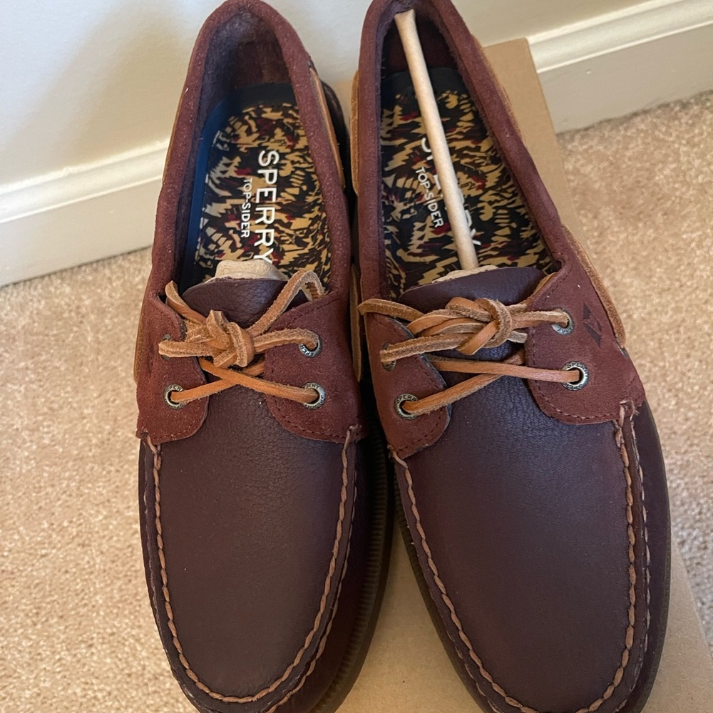 Men’s leather Sperry’s